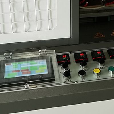 寿司の紙皿の作成は機械を作るフル オートマチックの正方形のペーパ ボールを機械で造る